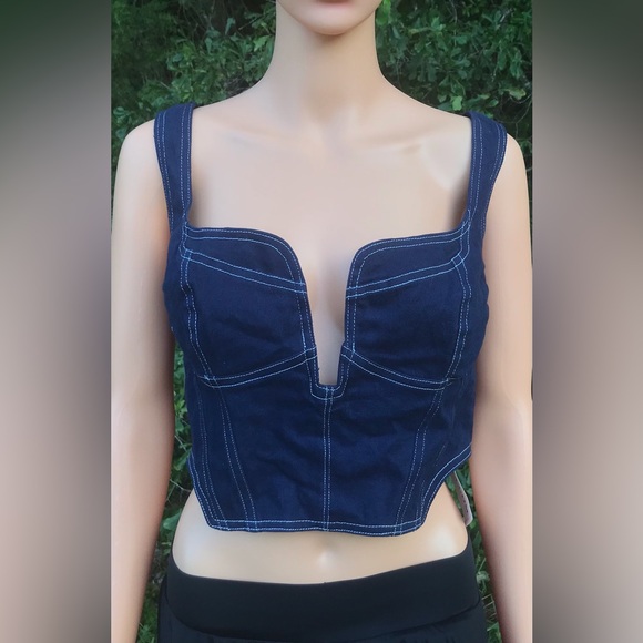 Tops - NWT Denim Crop Top